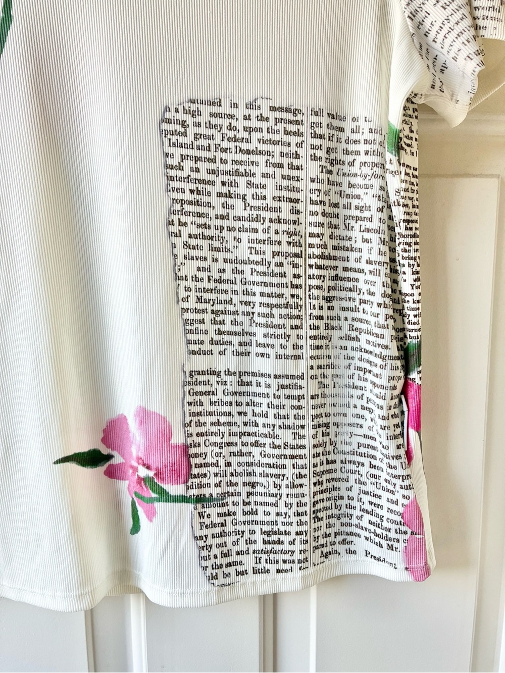 Desigual Floral Newspaper T-Shirt Short Sleeve Size L NWOT - Picture 8 of 16